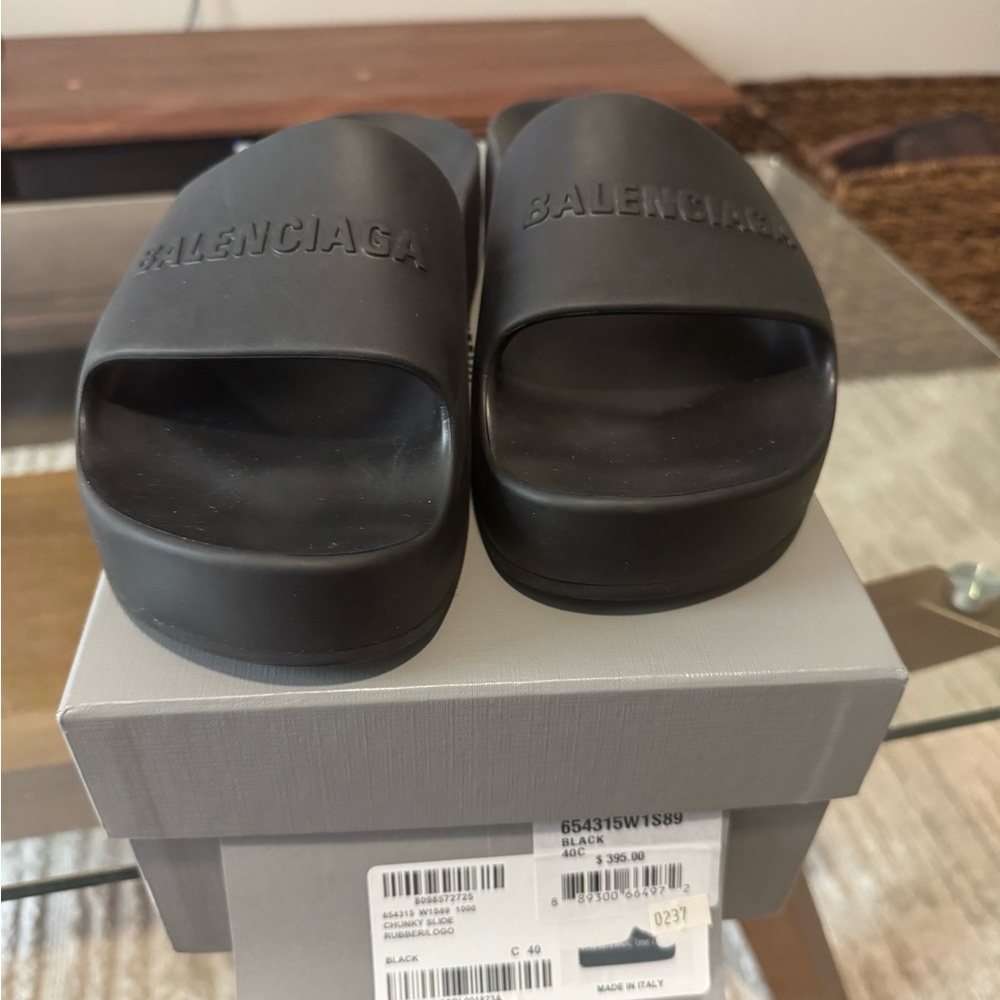 Balenciaga Chunky Logo Slide